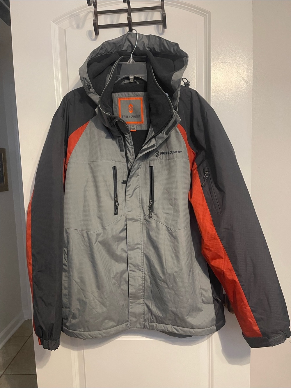 Free Country Men’s Gray and Orange Ski Jacket with Hood